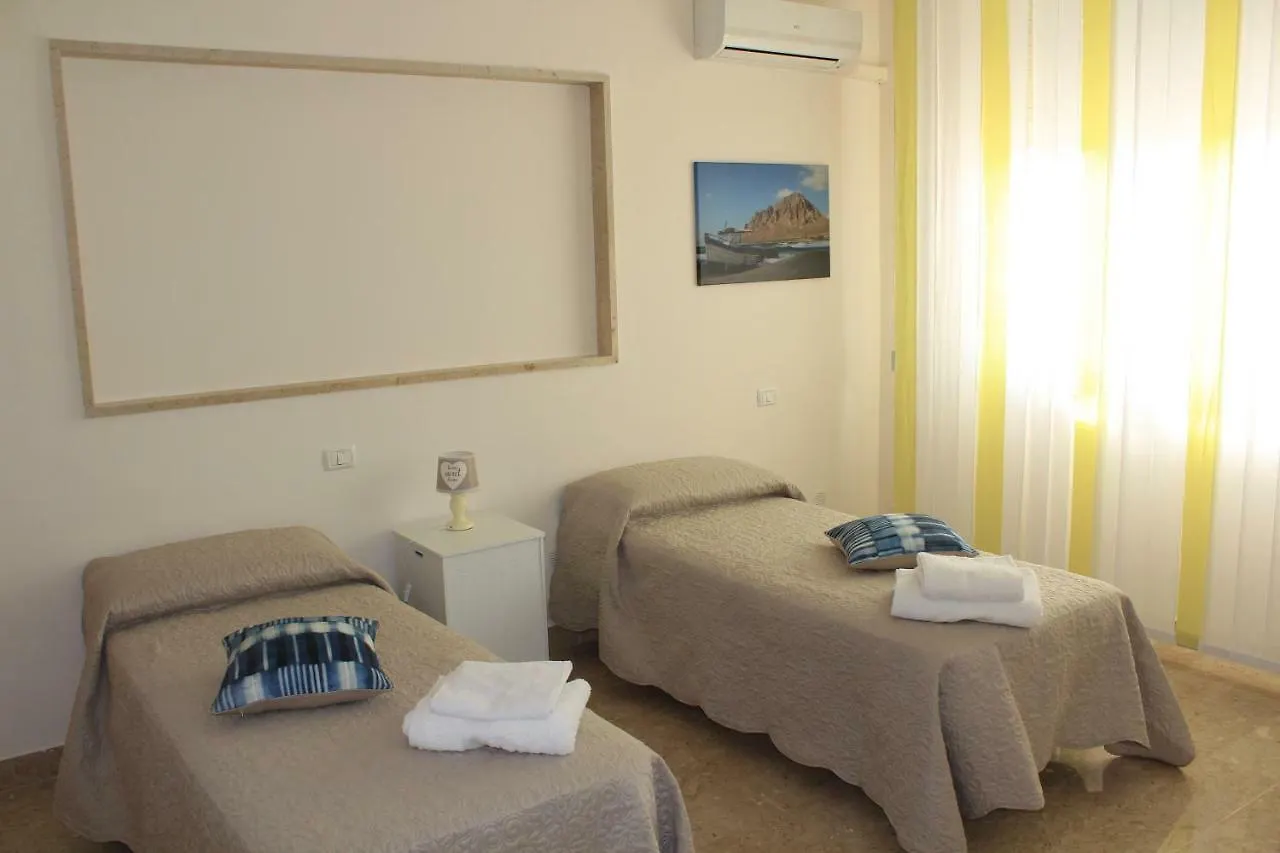 Valderice Rio Apartments 2*,  Italia